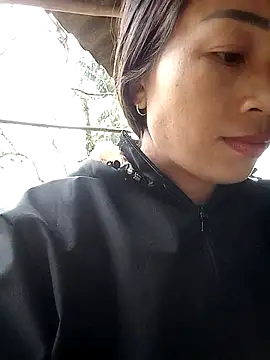 lucybaby00 online show from 02/04/26, 09:59