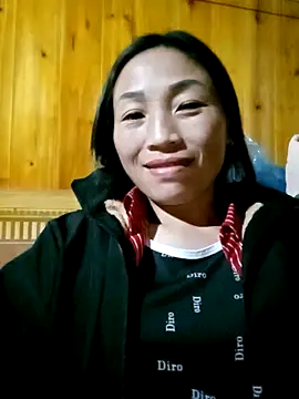 lucybaby00 online show from 02/25/26, 11:31