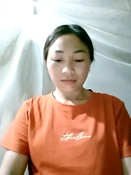 lucybaby00 online show from 03/25/26, 10:49