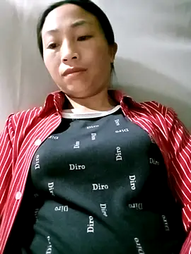 Snapshot of lucybaby00 chatting on 04/27/26, 10:30 lucybaby00 online show from 04/27/26, 10:30
