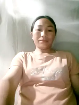 Snapshot of lucybaby00 chatting on 04/29/26, 09:43 lucybaby00 online show from 04/29/26, 09:43