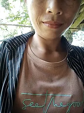 lucybaby00 online show from 07/04/26, 03:56