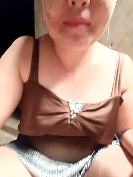 phunphun online show from 09/18/25, 01:18