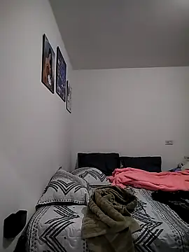 gabysanta  online show from 10/10/25, 12:37