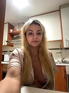 NoeliaGarcia17 online show from 10/11/25, 12:32