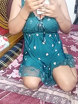 Snapshot of khhlmn chatting on 12/15/25, 04:55 khhlmn online show from 12/15/25, 04:55