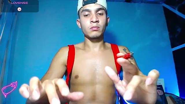 Angel latinboy online show from 02/04/25, 09:10