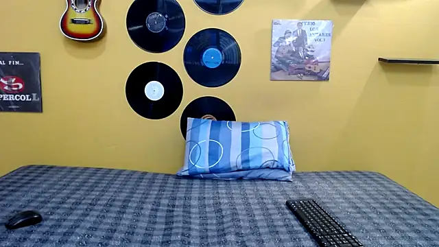 skinnyverus18 online show from 02/08/26, 07:28