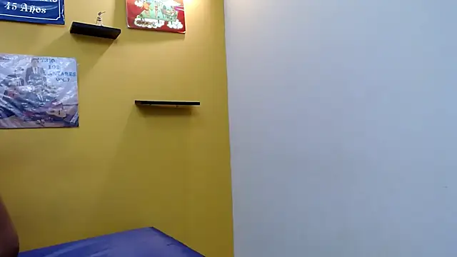 skinnyverus18 online show from 04/11/26, 07:18