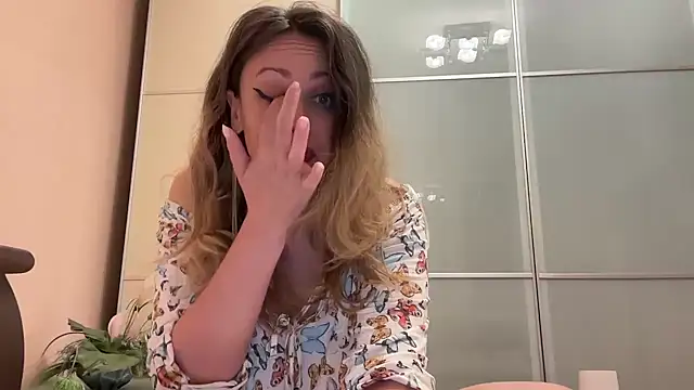 Ange1Alexis online show from 09/21/25, 05:03