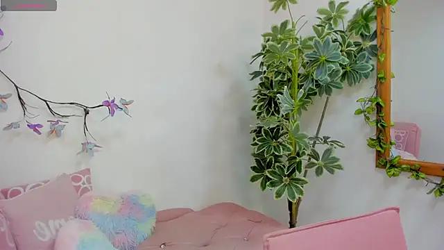 SaraWagner  online show from 02/08/26, 12:36