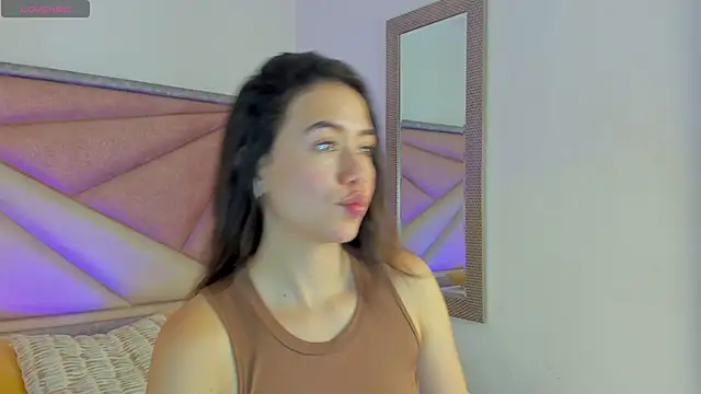 SaraWagner  online show from 04/18/26, 12:25