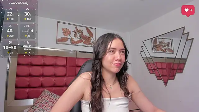 SaraWagner  online show from 06/03/26, 12:02