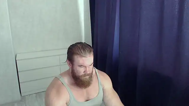 Snapshot of ThorHemsworthRU chatting on 07/14/26, 06:51 ThorHemsworthRU online show from 07/14/26, 06:51