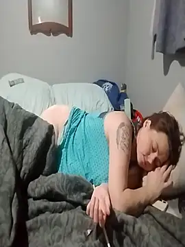 Snapshot of Dick2long87 chatting on 12/02/25, 02:50 Dick2long87 online show from 12/02/25, 02:50