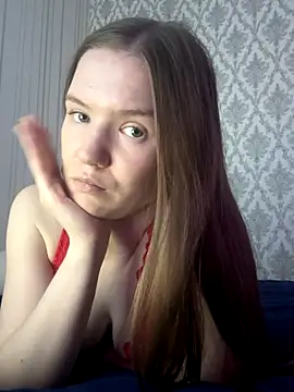 Snapshot of -Cherry69- chatting on 09/17/25, 04:30 -Cherry69- online show from 09/17/25, 04:30