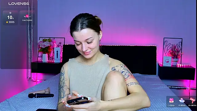 LindaBrilliant online show from 12/17/25, 06:41