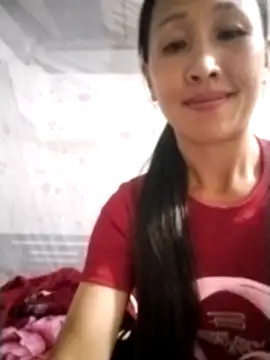 cute love00 online show from 09/18/25, 11:23