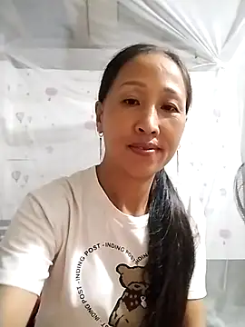 cute love00 online show from 09/25/25, 10:52