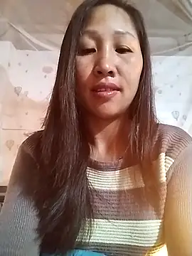 cute love00 online show from 02/02/26, 10:41