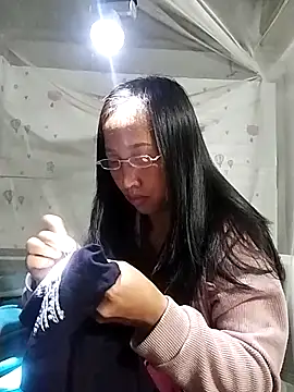 cute love00 online show from 02/11/26, 11:10