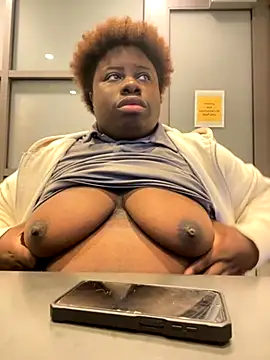 Snapshot of Breezylws chatting on 09/09/25, 05:51 Breezylws online show from 09/09/25, 05:51