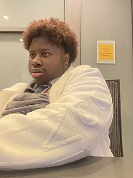 Snapshot of Breezylws chatting on 10/20/25, 06:25 Breezylws online show from 10/20/25, 06:25