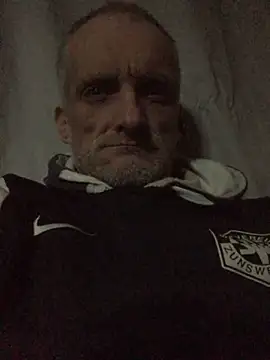 Snapshot of pepis117 chatting on 02/17/26, 01:24 pepis117 online show from 02/17/26, 01:24