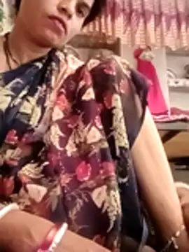 Snapshot of Soniya_pandit chatting on 04/14/26, 08:20 Soniya pandit online show from 04/14/26, 08:20