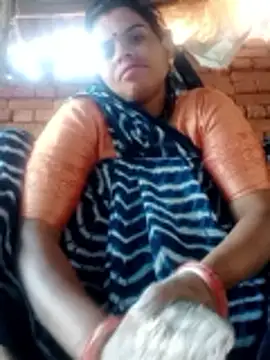 Snapshot of Soniya_pandit chatting on 04/24/26, 02:03 Soniya pandit online show from 04/24/26, 02:03