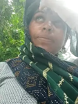 Soniya pandit online show from 07/27/26, 05:03