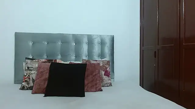 DaiishaWolf online show from 09/12/25, 07:47