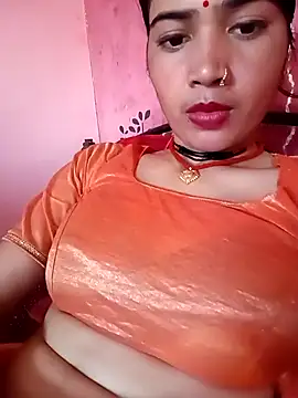 SpicyRoshni online show from 05/18/26, 05:24