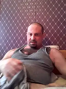  NEREZA  online show from 10/17/25, 02:41