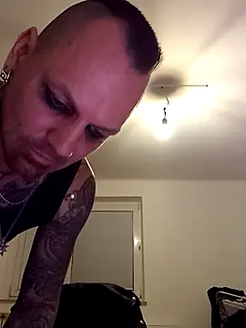 Premium-Jogurt online show from 11/29/25, 01:41