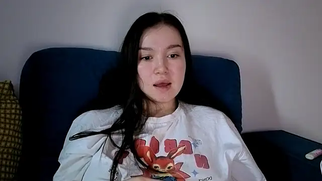 LexeeLuv online show from 10/17/25, 03:42