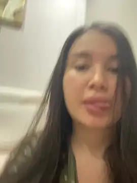 LexeeLuv online show from 04/19/26, 06:35