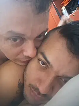 Snapshot of JuceAn14 chatting on 11/19/25, 05:07 JuceAn14 online show from 11/19/25, 05:07