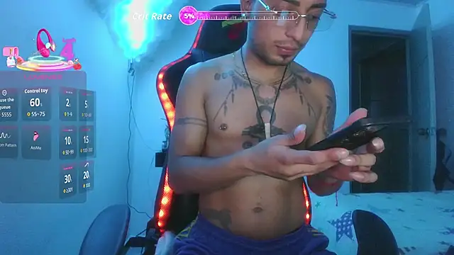 Ferlucyboy666 online show from 10/05/25, 01:48