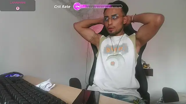 Ferlucyboy666 online show from 10/08/25, 08:17
