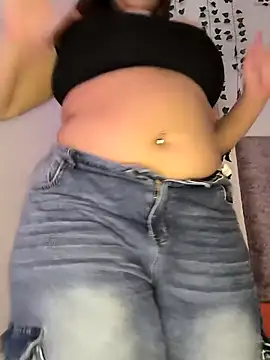 butterfly777  online show from 04/14/26, 09:48