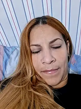 saraferrer151 online show from 01/06/26, 06:50