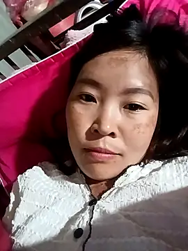 Snapshot of vivi_cute chatting on 09/19/25, 02:07 vivi cute online show from 09/19/25, 02:07