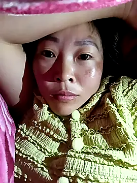 Snapshot of vivi_cute chatting on 09/21/25, 10:33 vivi cute online show from 09/21/25, 10:33
