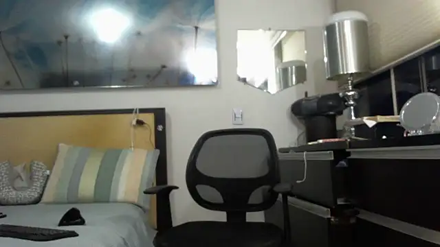 Mirianzapata 1 online show from 01/10/26, 05:31