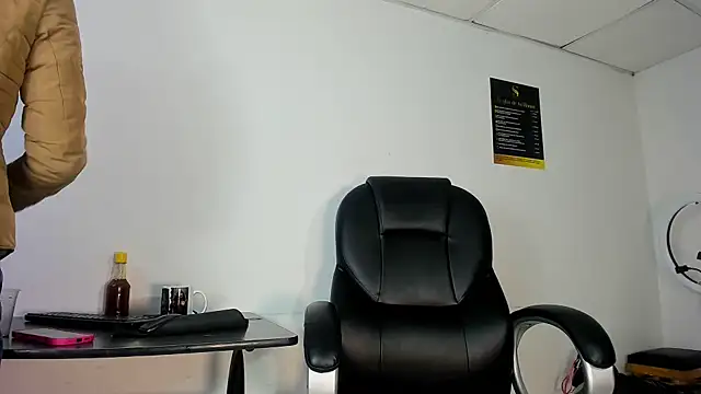 Aisha hotts777 online show from 11/29/25, 03:53