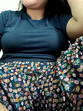  Babyrose  online show from 01/18/26, 05:50