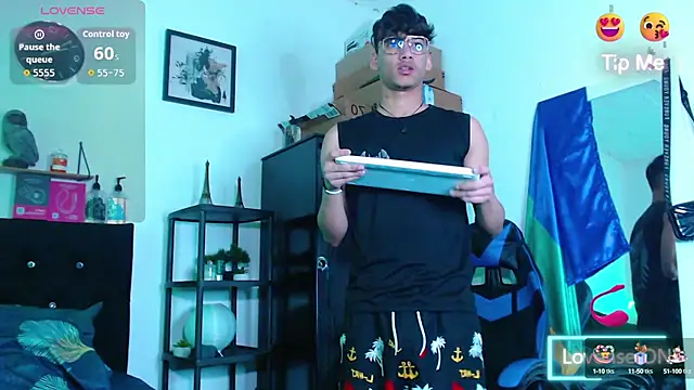 Gael Jones online show from 10/03/25, 03:47