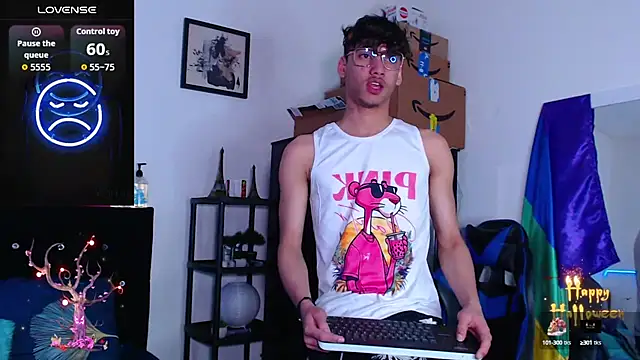 Gael Jones online show from 10/08/25, 03:09