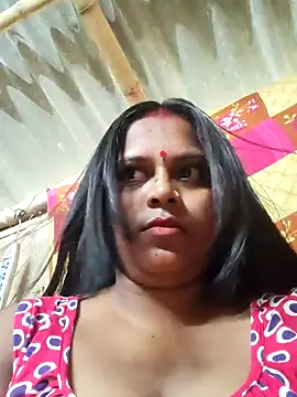 Snapshot of Hot-Show2 chatting on 09/16/25, 09:32 Hot-Show2 online show from 09/16/25, 09:32